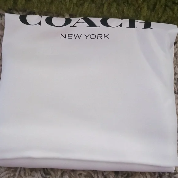 “SOLD”Coach Purse - Picture 5 of 6